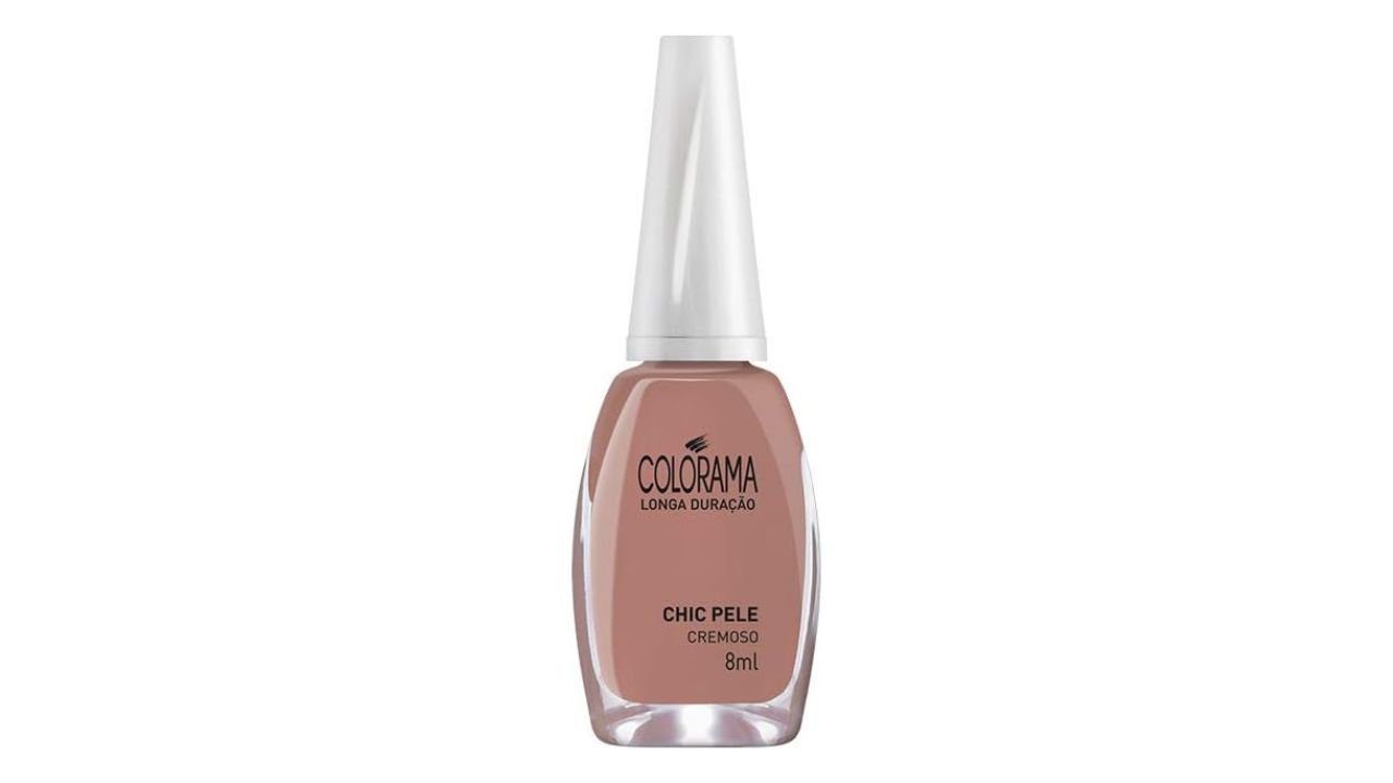 Frasco de esmalte em tom nude com rótulo indicando longa duração e acabamento cremoso, contendo 8 ml.