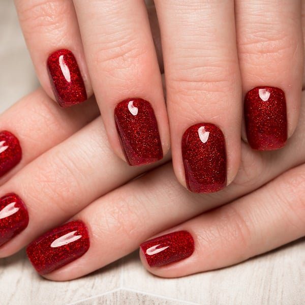unha-encapsulada-vermelha-glitter Unhas vermelhas encapsuladas com glitter vermelho